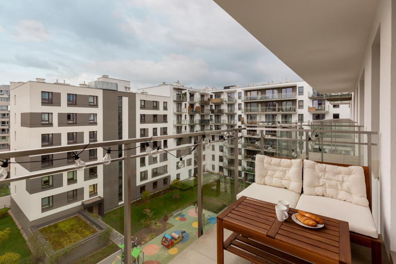 Apartment Forum Wola Jana Kazimierza By Renters Warschau